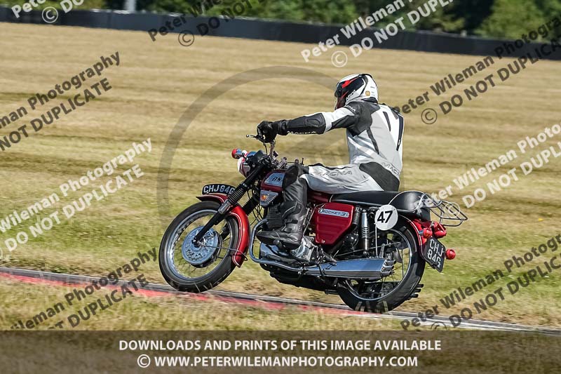 cadwell park;cadwell park photographs;cadwell trackday photographs;enduro digital images;event digital images;eventdigitalimages;peter wileman photography;racing digital images;trackday digital images;trackday photos